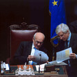 Il Segretario generale della Camera dei deputati, Ugo Zampetti, assiste il Presidente nel corso della seduta