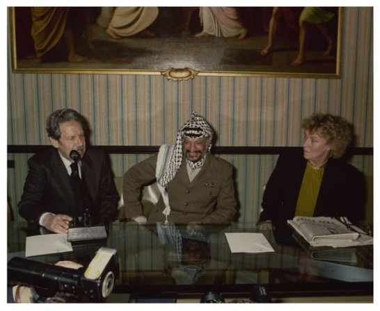 Incontro del Presidente on. Piccoli con il leader dell'O.L.P. Arafat