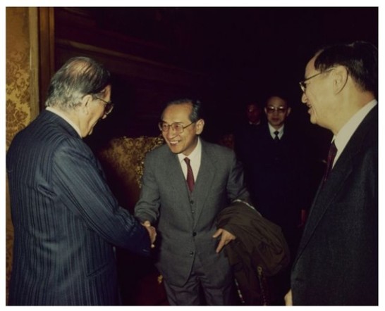Incontro del Vicepresidente Aniasi con una delegazione cinese