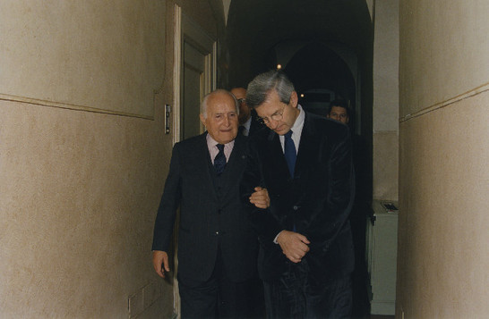 Il Presidente della Camera dei deputati, Luciano Violante, si reca nella Sala del Cenacolo con il Capo dello Stato, Oscar Luigi Scalfaro