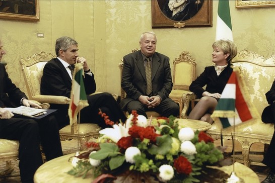 Il Presidente della Camera dei deputati, Pier Ferdinando Casini, a colloquio con il Presidente del Parlamento ungherese, Katalin Szili