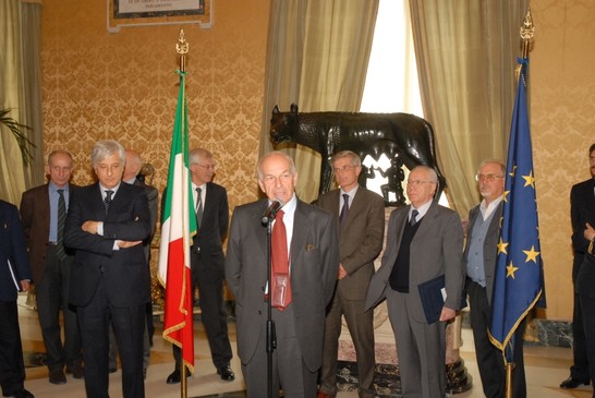Saluto del Presidente della Camera dei deputati, Fausto Bertinotti, ai dipendenti
