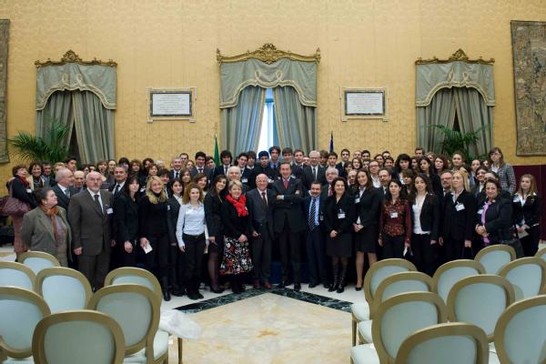 Il Presidente della Camera dei deputati, Gianfranco Fini, riceve gli allievi dei Licei Classici Europei dei Convitti Nazionali Italiani