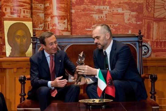 Il Presidente della Camera dei deputati Gianfranco Fini incontra il Sindaco di Tirana Edi Rama
