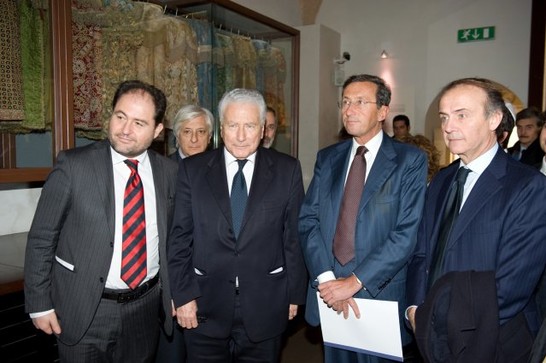 Il Presidente della Camera dei deputati, Gianfranco Fini, visita la Comunità Ebraica di Roma