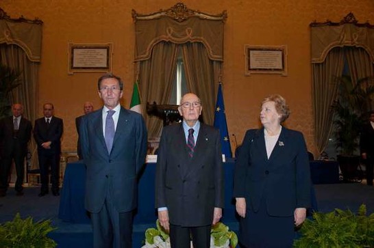 Il Presidente della Camera dei deputati, Gianfranco Fini, con il Presidente della Repubblica, Giorgio Napolitano, e il Ministro dell'Interno, Annamaria Cancellieri
