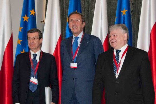 Il Presidente della Camera dei deputati Gianfranco Fini con il Vice Presidente del Senato della Repubblica Vannino Chitied il Presidente del Senato della Repubblica di Polonia Bogdan Borusewicz