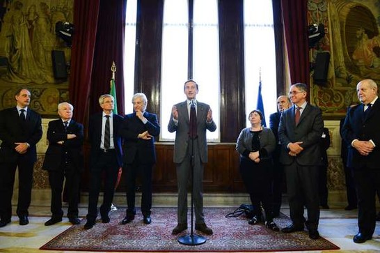 Il Presidente della Camera dei deputati, Gianfranco Fini, durante lo scambio di Auguri con i dipendenti della Camera