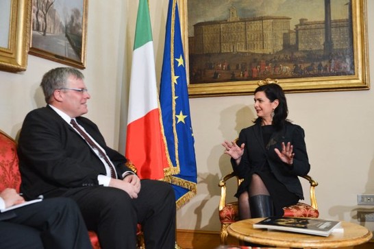 La Presidente della Camera dei deputati, Laura Boldrini, a colloquio con l'Ambasciatore di Israele, Naor Gilon