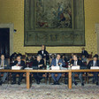 Il Presidente della Camera dei deputati, Luciano Violante, presiede la riunione della Commissione Relazioni Parlamentari e Pubbliche dell'Assemblea Parlamentare del Consiglio d'Europa