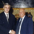 Il Presidente della Camera dei Deputati Luciano Violante riceve il Presidente della Repubblica di Albania, Rexhep Meidani.