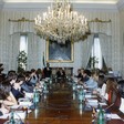 Il Presidente della Camera dei deputati, Pier Ferdinando Casini, riceve un gruppo di studenti dell'Associazione per gli studi e ricerche parlamentari