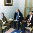 Il Presidente della Camera dei deputati, riceve il Presidente dell'Autorità Palestinese, Yasser Arafat, e alcuni Ministri della stessa Autorità