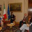 La Presidente della Camera dei deputati, Laura Boldrini, riceve una delegazione dell'intergruppo parlamentare dei 'Braccialetti bianchi'