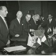 Firma trattato Italo-Argentino a Montecitorio tra On. Telonga e on. Segni (ministri esteri)