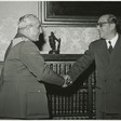 Il presidente della Camera dei Deputati Giovanni Leone riceve il  generale S. Bernabò