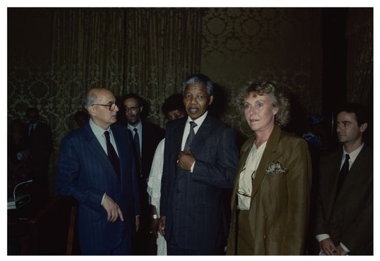 Il Presidente Iotti e il Presidente della commissione Esteri On. Margherita Boniver incontrano il leader del National Congress Nelson Mandela