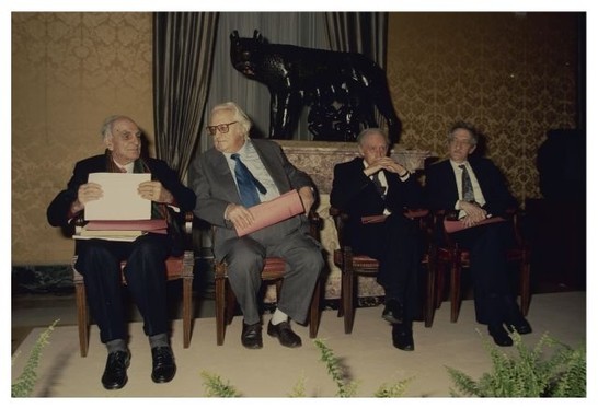 Il Presidente PIVETTI  presiede alla lettura di 4 poeti contemporanei: E. Sanguineti, A. Bertolucci, P. Bigongiari e M. Luzi