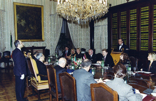 Il Presidente della Camera dei Deputati Luciano Violante riceve il Presidente del Parlamento lettone Janis Straume.