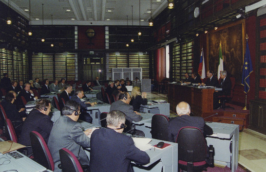 Il Presidente della Camera dei Deputati Luciano Violante riceve il Presidente della Duma di Stato della Federazione Russa Gennady Seleznev.