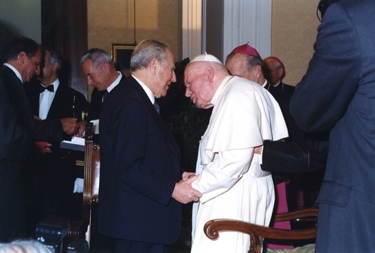 Il Presidente della Repubblica, Carlo Azeglio Ciampi, rende omaggio al Santo Padre