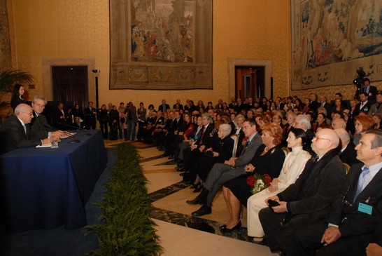 Cerimonia di consegna alla signora Carla Fracci del premio per l'eccellenza nella cultura italiana per l'anno 2007