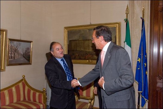 Il Presidente della Camera dei deputati, Gianfranco Fini, riceve il  Vicepresidente della Camera dei deputati della Repubblica del Cile, Jorge Ivan Ulloa Aguillon