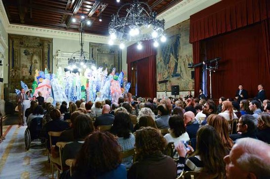 Il Presidente della Camera dei deputati Gianfranco Fini interviene alla rappresentazione teatrale 'Con le tasche piene di miracoli' in occasione della Giornata internazionale delle persone con disabilità