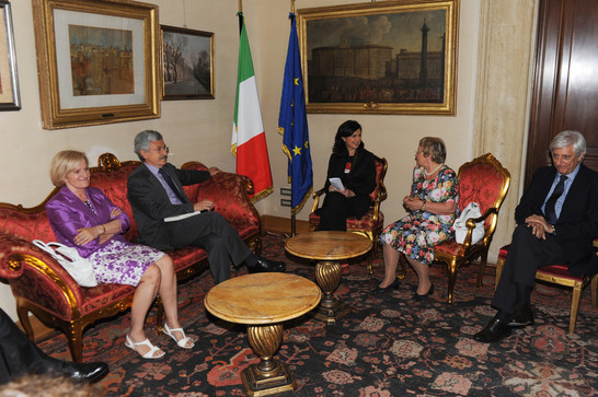La Presidente della Camera dei deputati, Laura Boldrini, riceve i relatori prima del convegno