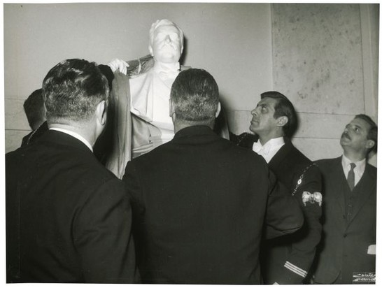 Cerimonia di scoprimento del busto di Antonio Fratti nel Corridoio dei Busti della Camera dei Deputati