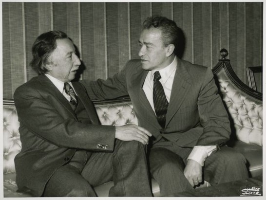 Il presidente della Camera dei Deputati Pietro Ingrao riceve il segretario del partito comunista cileno Luis Corvalàn
