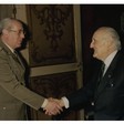 Il Presidente della Camera dei Deputati Oscar Luigi Scalfaro incontra  il Capo di Stato Maggiore dell'esercito Domenico Corcione