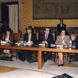 Il Presidente della Camera dei deputati, Luciano Violante, e la delegazione italo-albanese durante i lavori