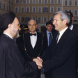 Il Presidente della Camera dei deputati, Luciano Violante, accoglie il Presidente della Repubblica Islamica dell'Iran, Seyed Mohammad Khatami