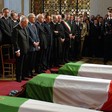 Il Presidente della Repubblica, Carlo Azeglio Ciampi, e le alte cariche dello Stato durante la cerimonia funebre