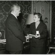 Consegna di una medaglia  per il ventennale del voto alle donne alla deputata Maruzza Astolfi